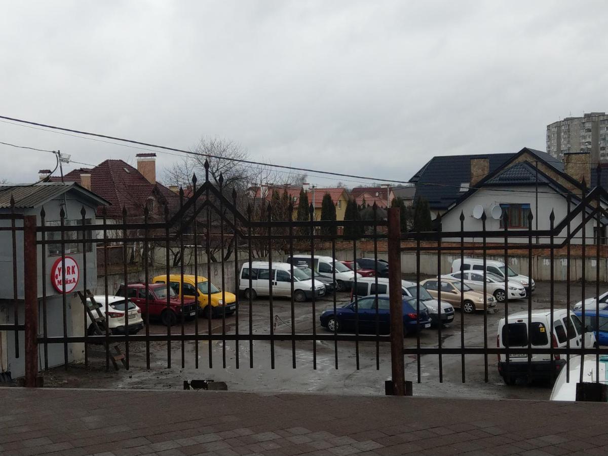 Однокімнатна Квартира В Новобудові По Мельника Rivne Kültér fotó